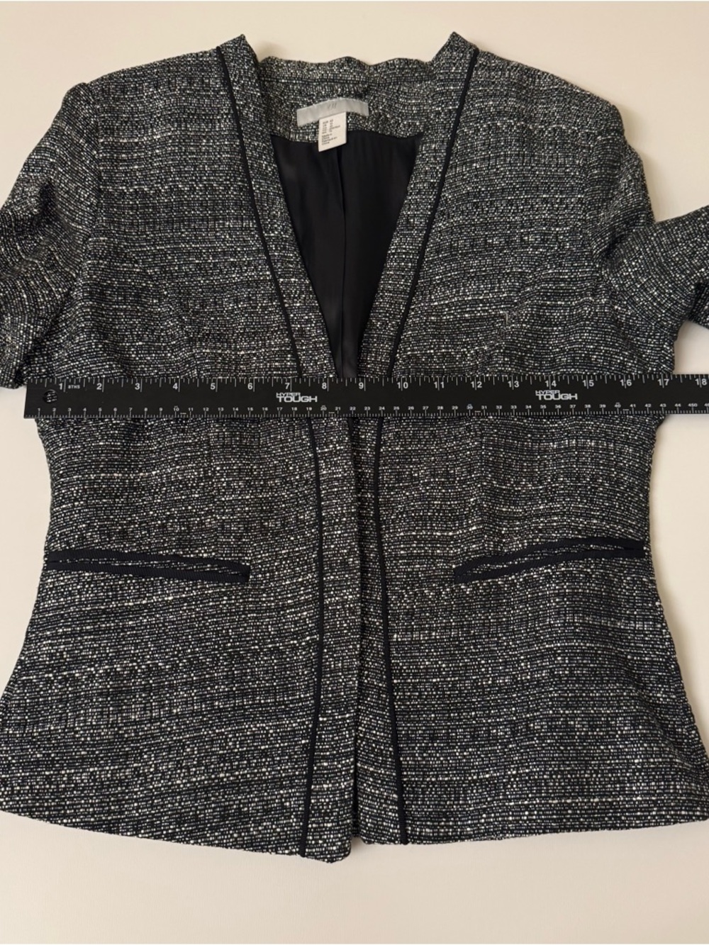 H&M Women Black and white Tweed Blazer Size 12 - Picture 6 of 7